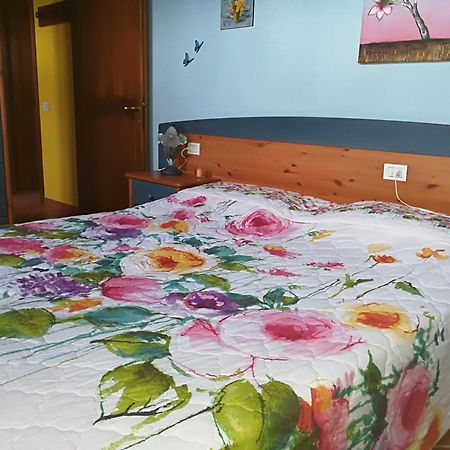 Casa Country House Girasole Vakantie Huis-Wakacje Huis アッシャーノ エクステリア 写真