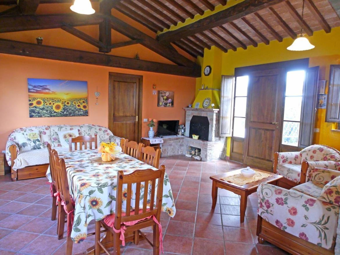 Casa Country House Girasole Vakantie Huis-Wakacje Huis アッシャーノ エクステリア 写真