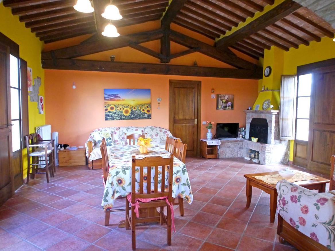 Casa Country House Girasole Vakantie Huis-Wakacje Huis アッシャーノ エクステリア 写真